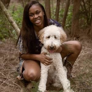 Meet your Posher, Lenia